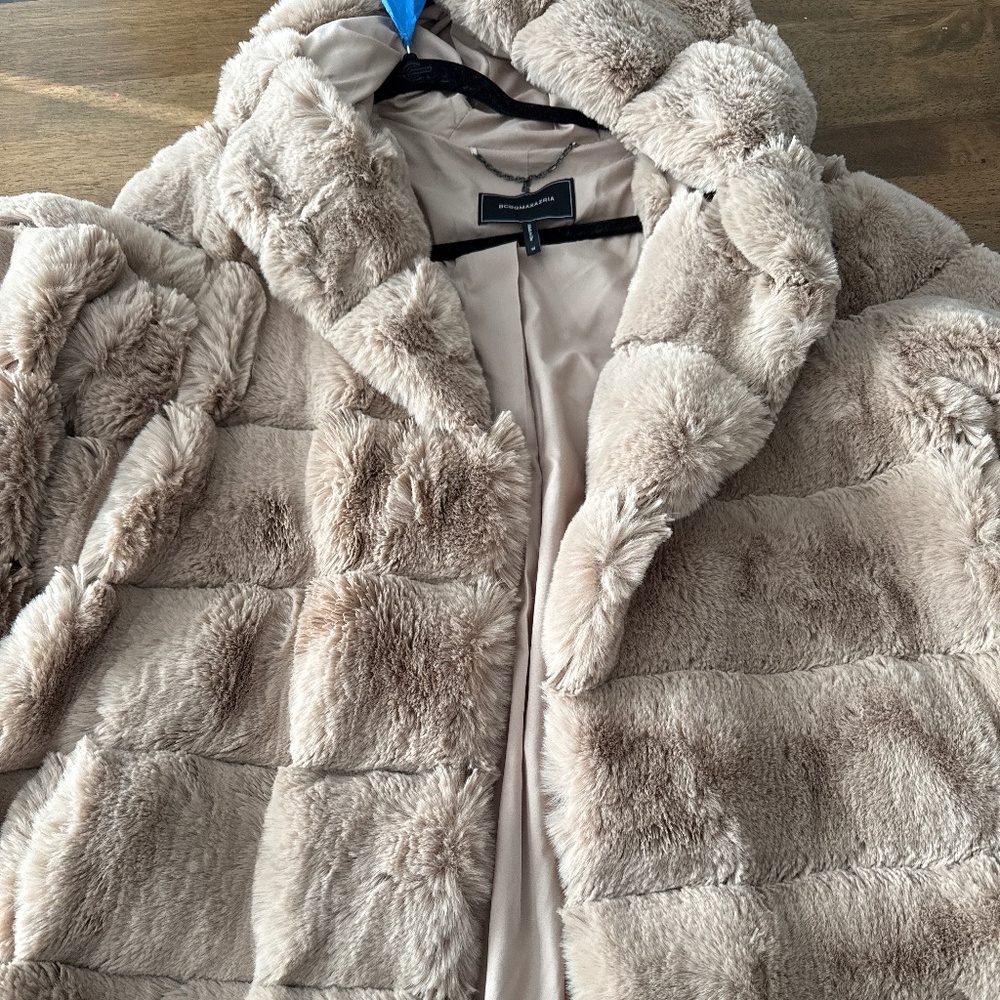 BCBGMAXAZRIA Faux Fur Long Coat – Size M